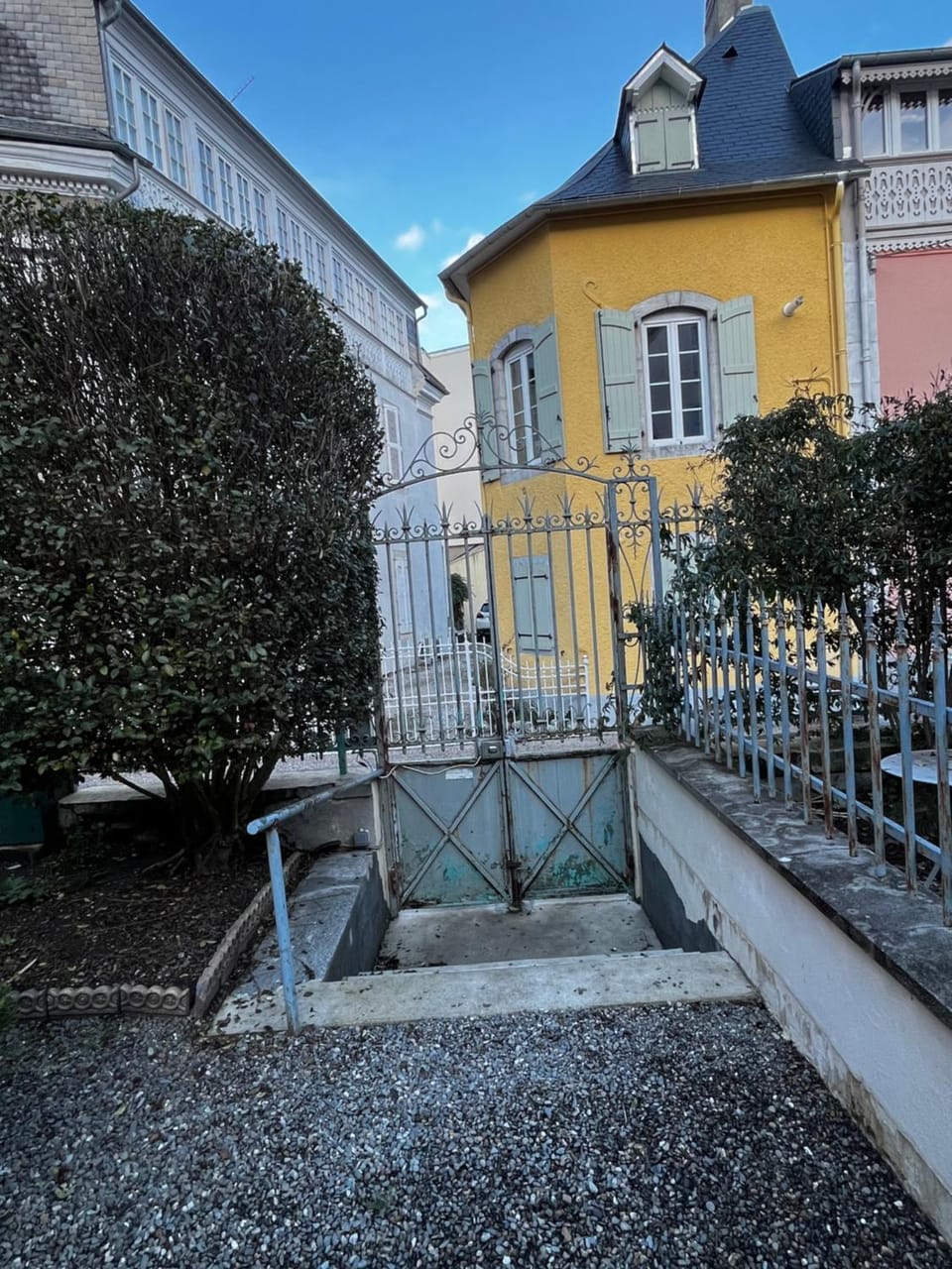 Studio hyper centre Bagnères de bigorre Apartment in Occitanie