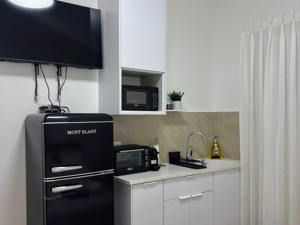 Koresh 10 - Emilia suite Apartment in Jerusalem
