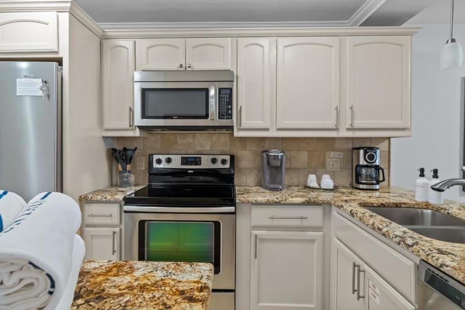 Mariner Pointe 1012 House in Sanibel Island