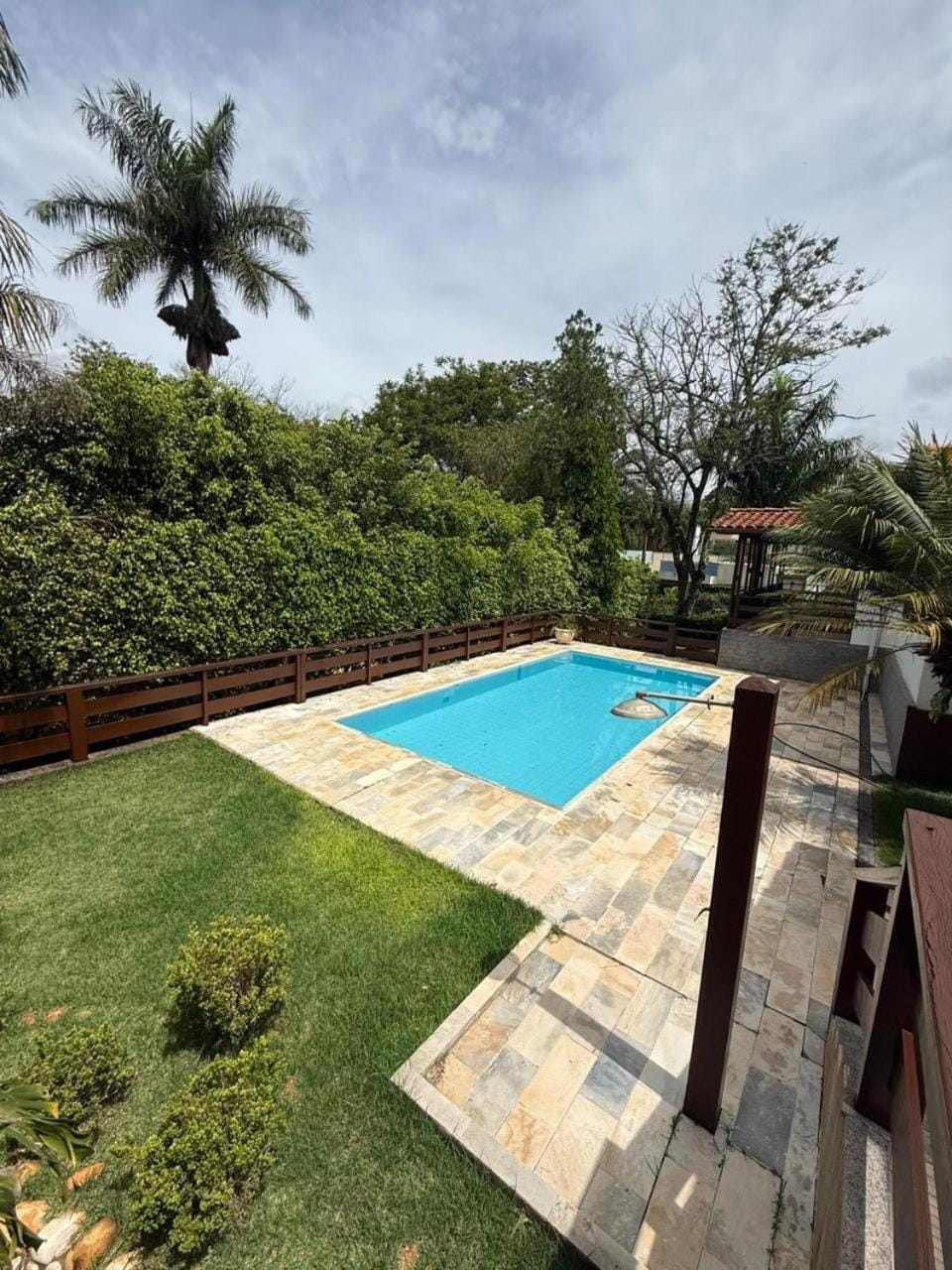 Casa em Escarpas do Lago bem localizada House in State of São Paulo