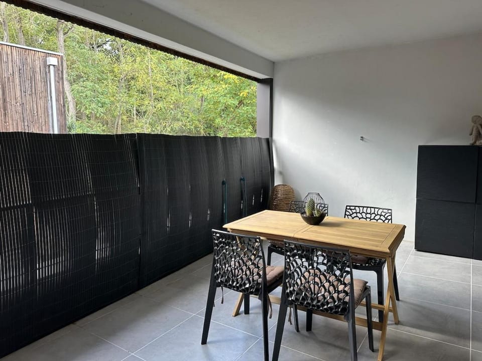 Balcony/Terrace, Dining area