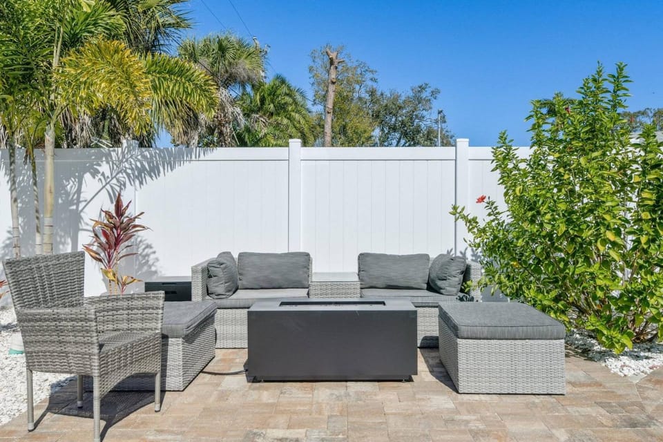 Sunshine Ranch House in Bradenton