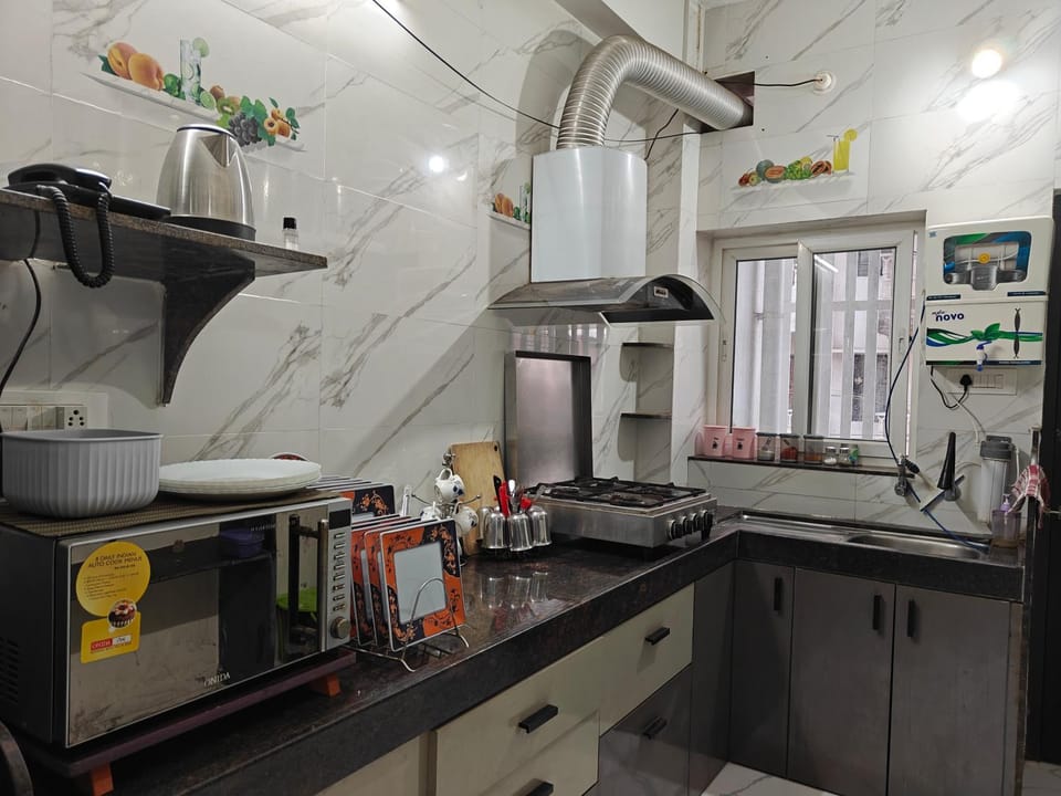 Kitchen or kitchenette, kitchen
