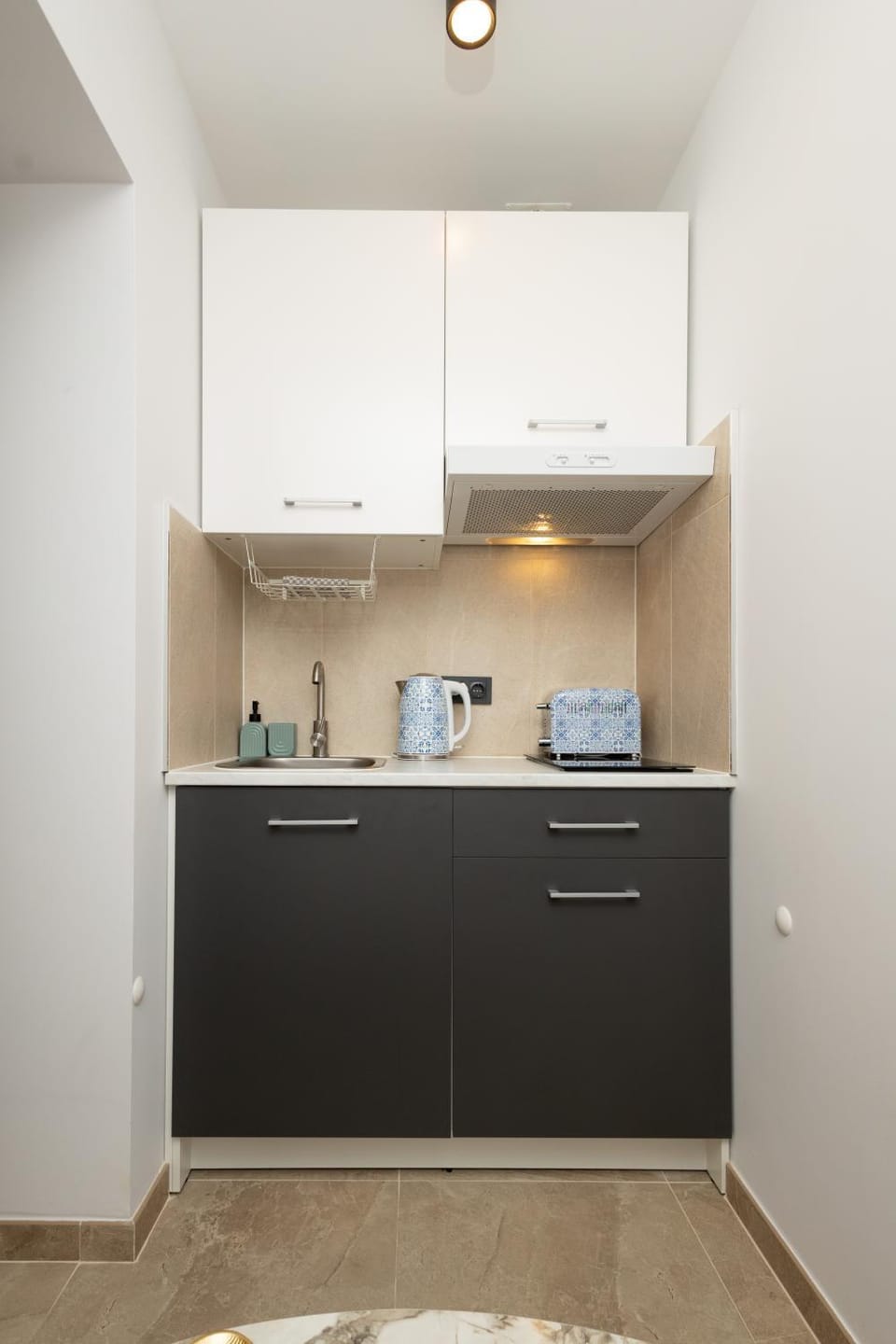 Kitchen or kitchenette, stove