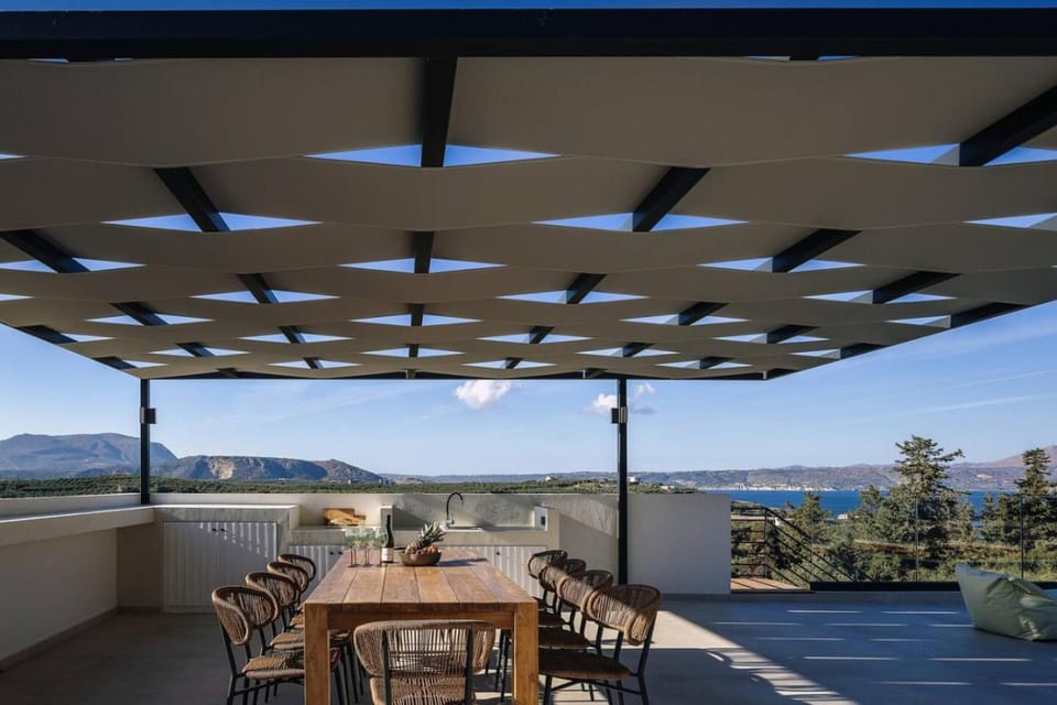 Villa Maninee-Bespoke Villa-Pool -BBQ-Seaview Villa in Crete