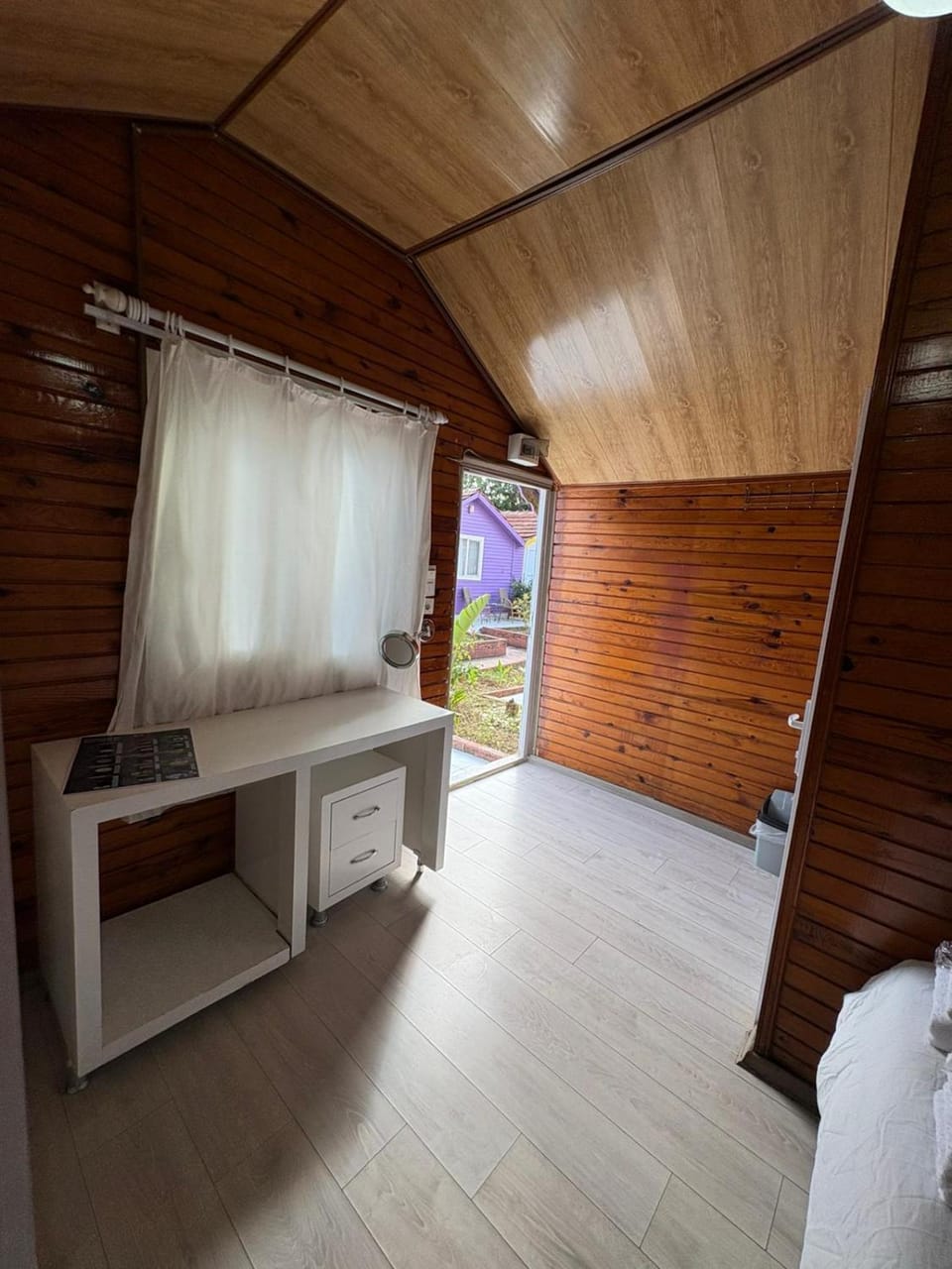 Bed, Garden, TV and multimedia, Photo of the whole room, Hiking, Bedroom, Garden view, minibar, wardrobe, air conditioner