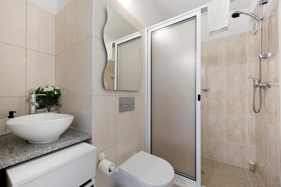 Bathroom, Living room