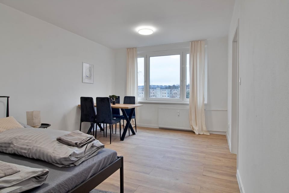 Dining area, Bedroom