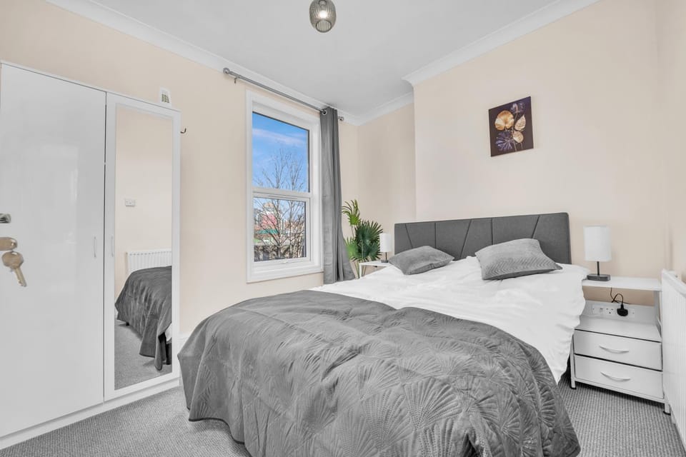 Cosy 1BR for 3 in SE16 London, Fully Equipped Apartment in London Borough of Southwark