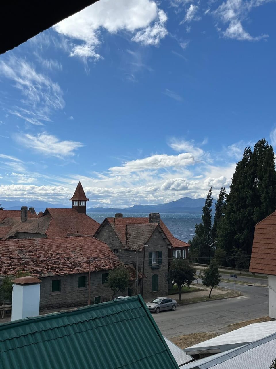 Bariloche con balcon y estacionamiento Apartment in San Carlos Bariloche