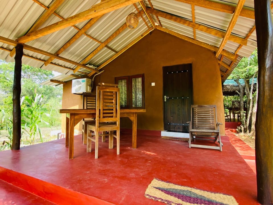 Wilpattu Landa Lodge Bed and Breakfast in Sri Lanka