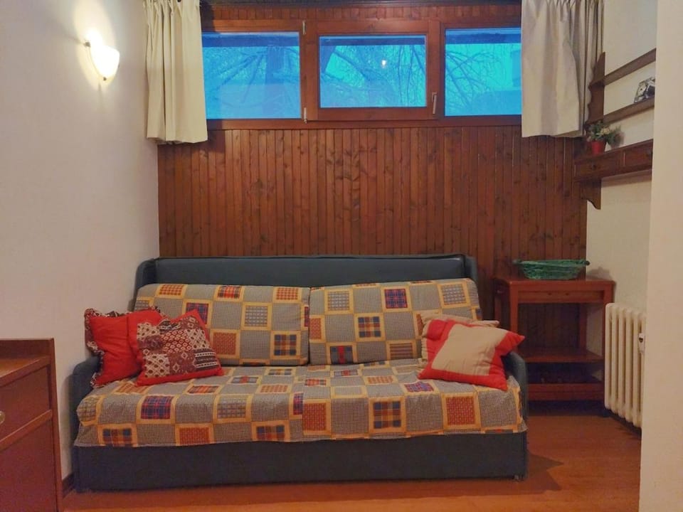 Appartamento Sestriere Centro - Fronte piste Apartment in Sestriere