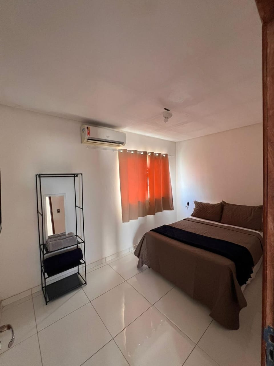 Bed, Photo of the whole room, Bedroom, air conditioner