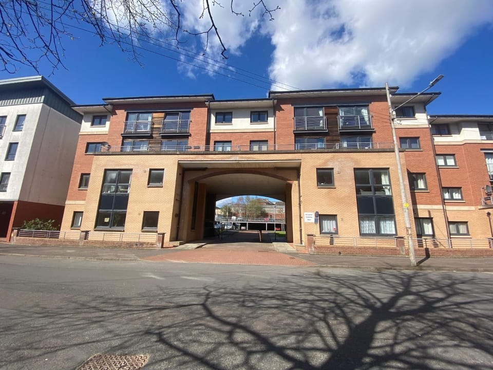 Property building, Location