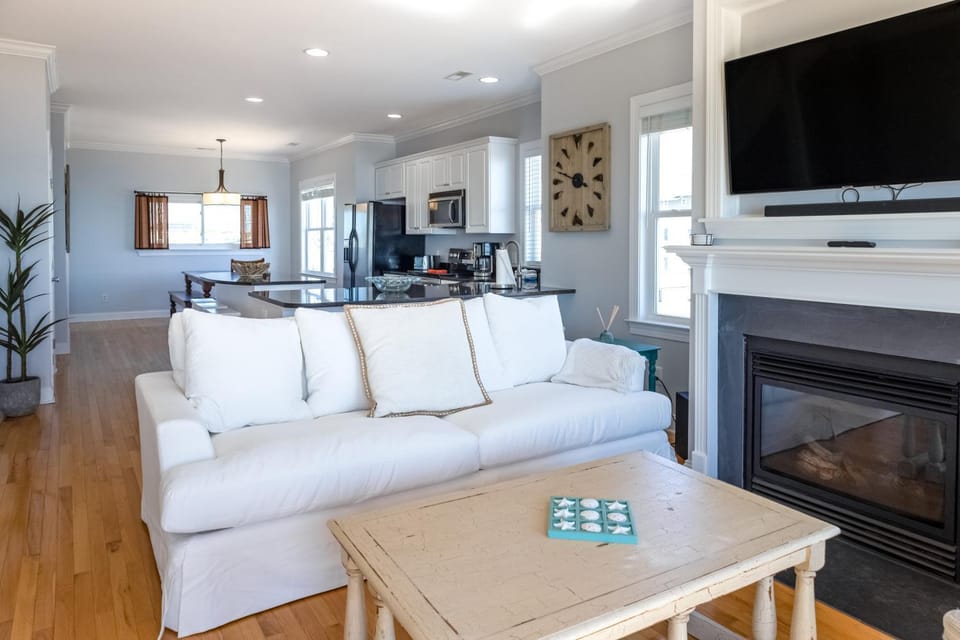 CB21 The Herons Hideaway - Oceanfront House in Carolina Beach