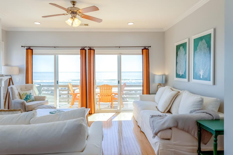 CB21 The Herons Hideaway - Oceanfront House in Carolina Beach