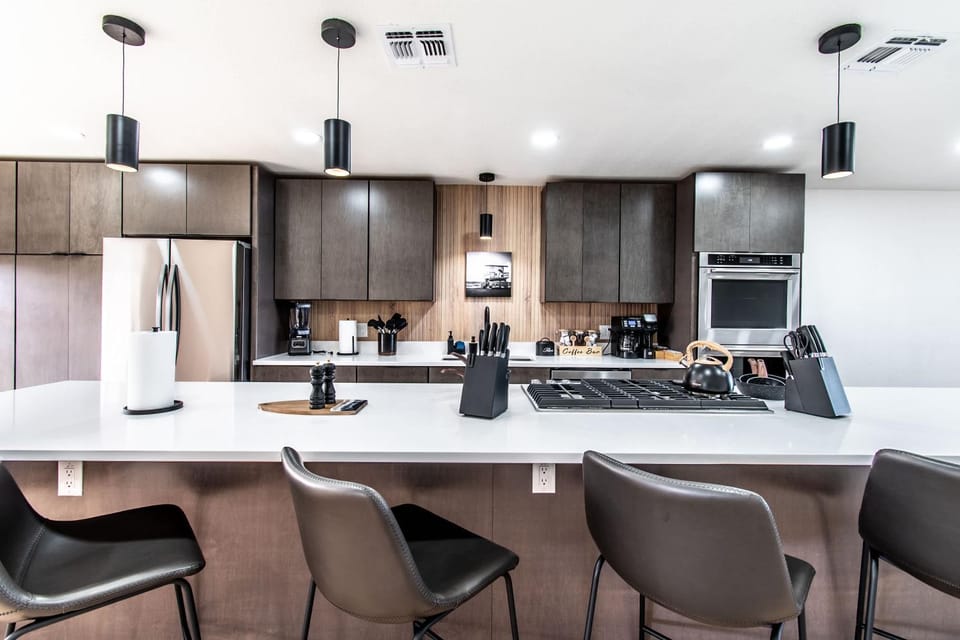 Beachfront Bliss with Panoramic Ocean Views Sleeps 33 House in Nueces County