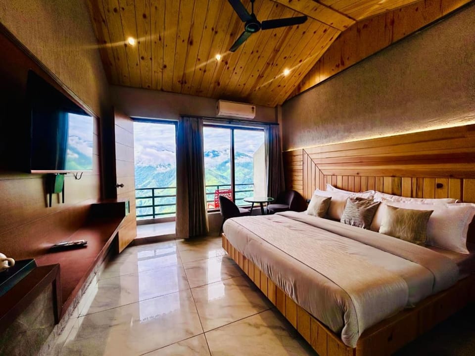 The Edge Heavan Resort - Luxury Rooms With Open Terrace Near JW Marriott Hotel in Uttarakhand