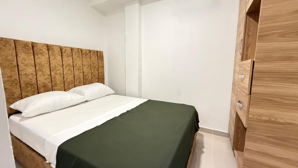 Bed, Photo of the whole room, Bedroom, wardrobe