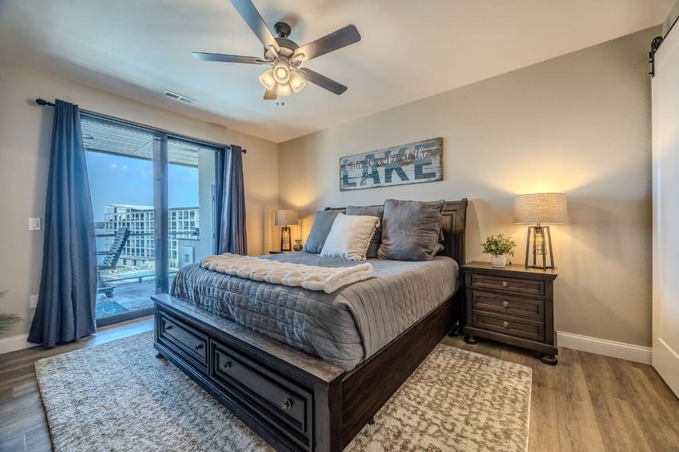 Family Tides Condo for 8 House in Osage Beach