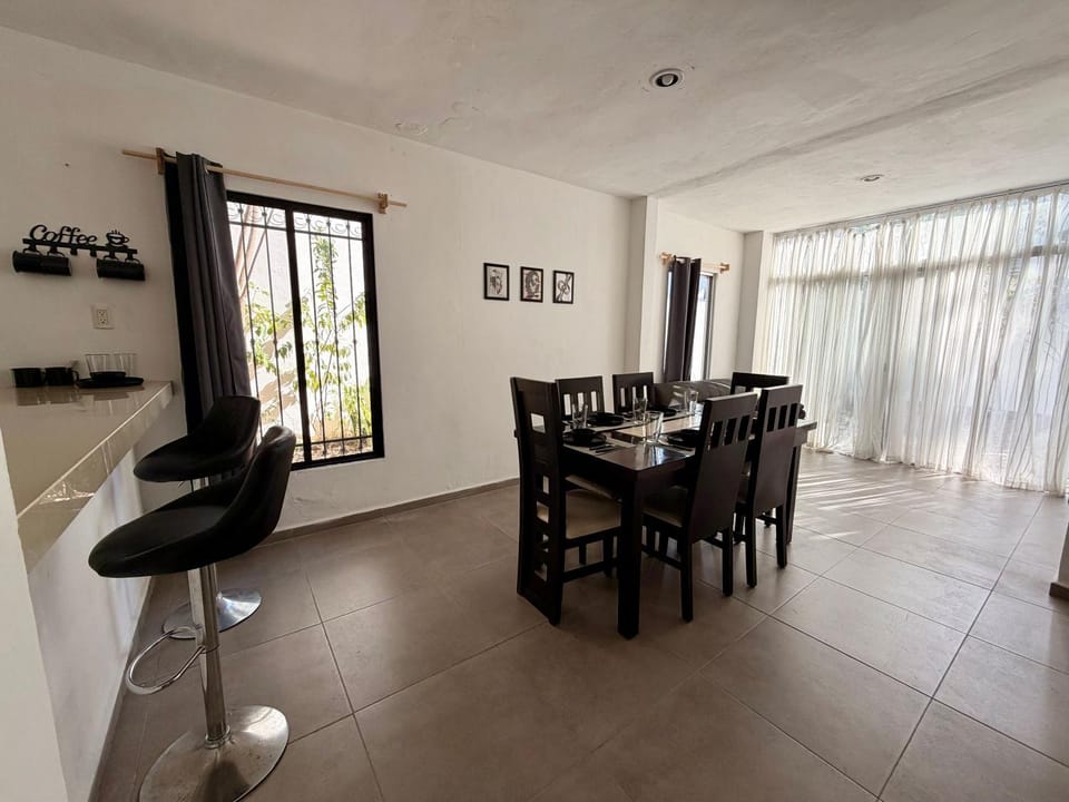 Casa acogedora en Santa Fe para familias o grupos House in Merida