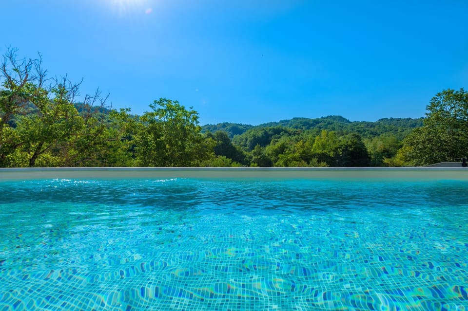 Pool view, Swimming pool