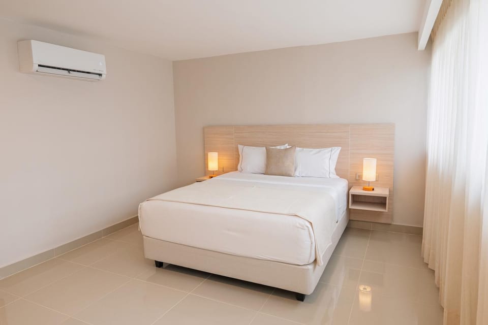 Bedroom, air conditioner