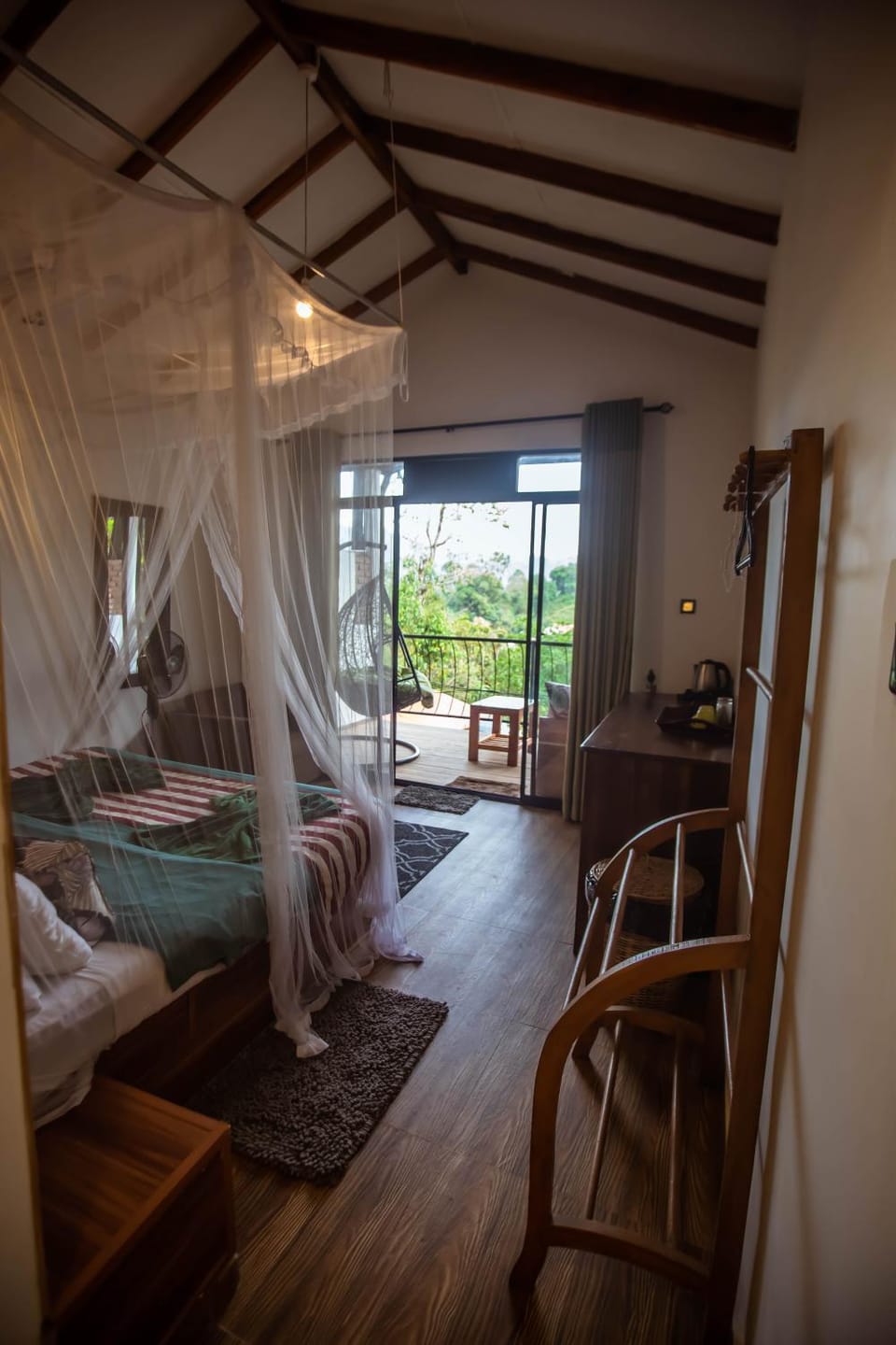 Bed, Photo of the whole room