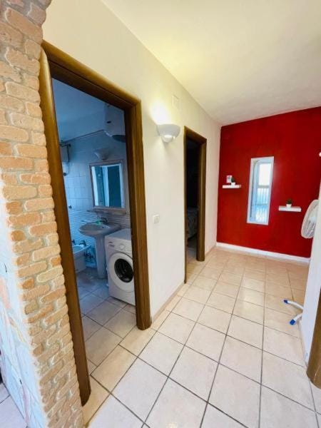 Toilet, Bathroom, washing machine