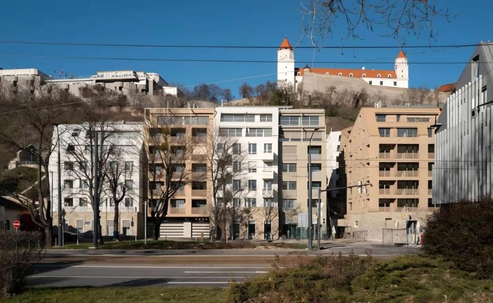 Property building, Street view