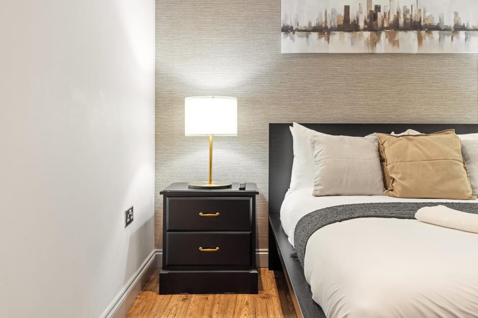 Khayat Homes - The Pegasus Apartment in London