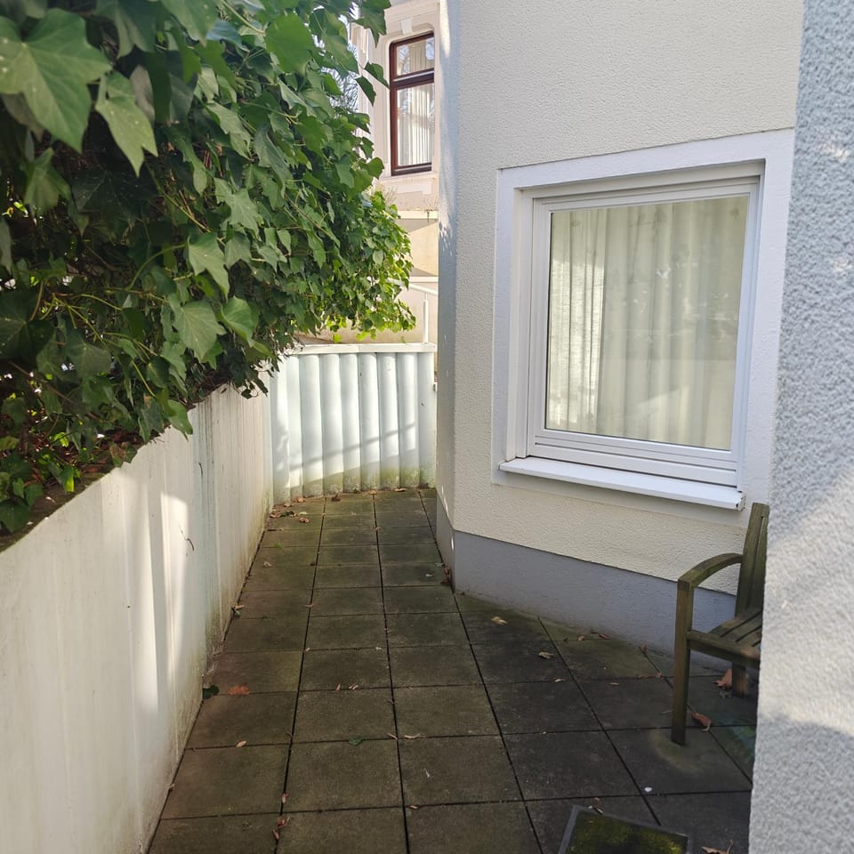 Patio, Seating area