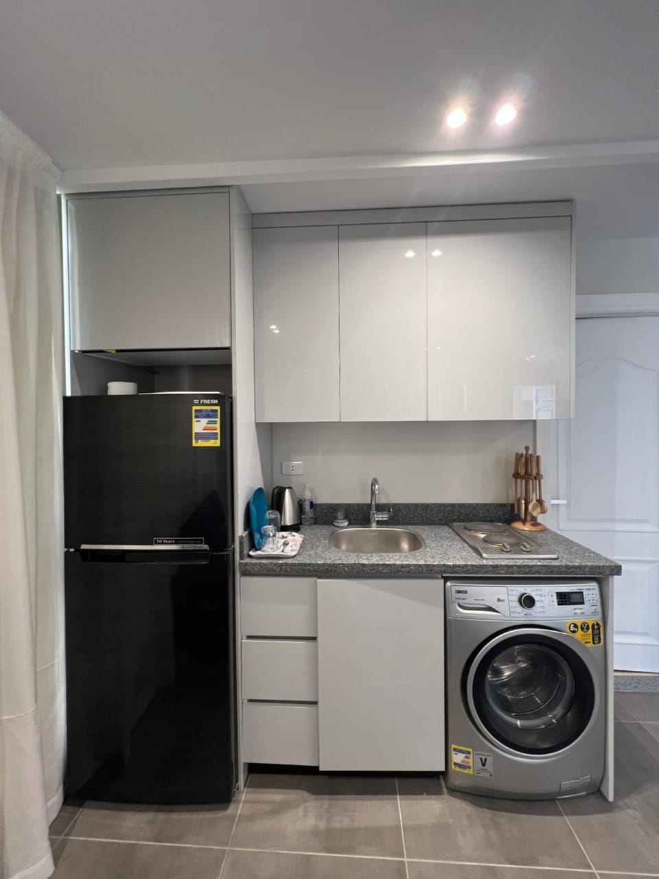 Kitchen or kitchenette, kitchen