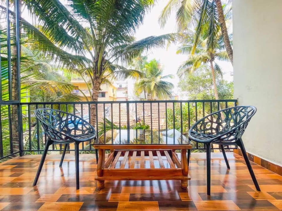 10 BR spacious luxury stay at Candolim with pool House in Calangute