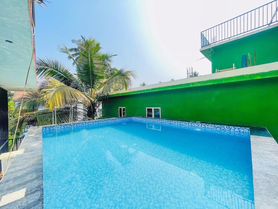 10 BR spacious luxury stay at Candolim with pool House in Calangute