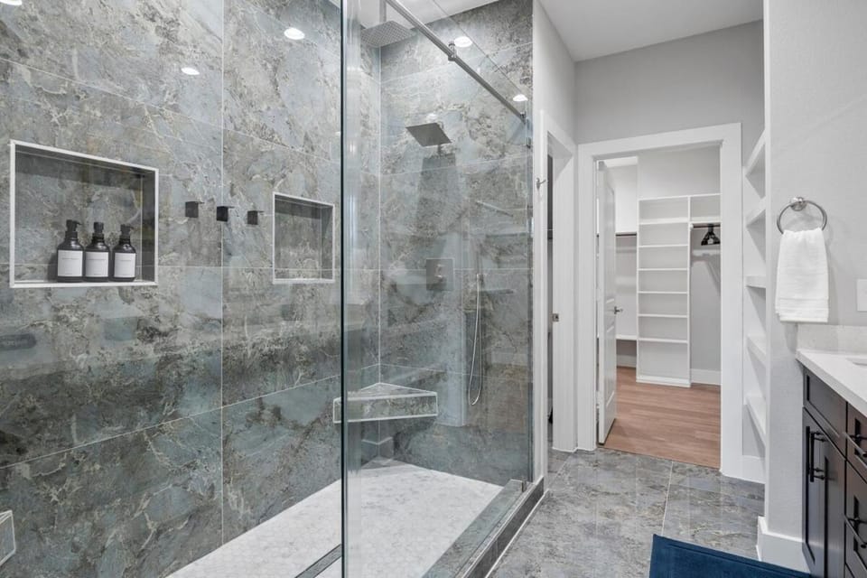 Smart 3BR Home Luxe Decor Bluetooth Audio House in Houston