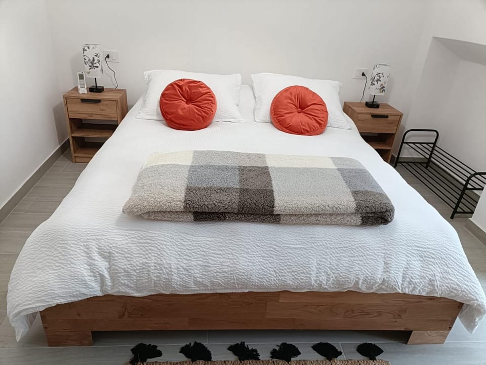 Cassinet House Apartment in Lombardy