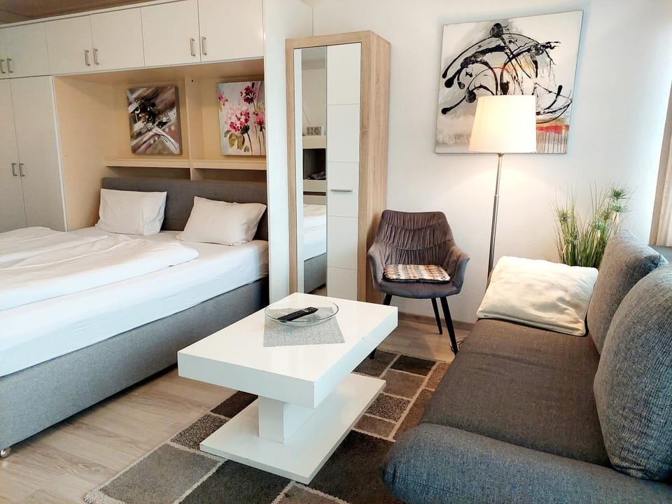 Photo of the whole room, Bedroom