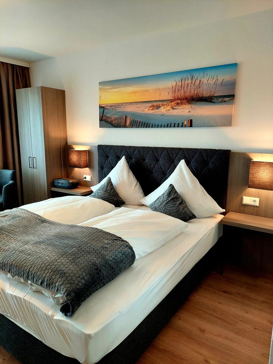 Bed, Bedroom