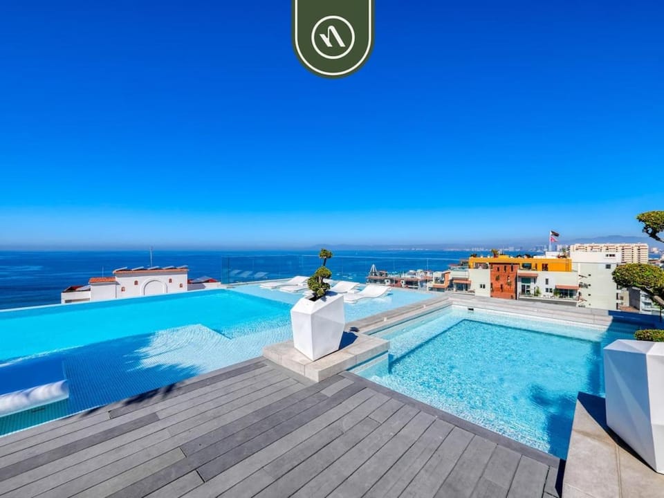 Dterrace 102 | 2BR/2BA | PV | Pool, Gym, Nightlife Apartment in Puerto Vallarta