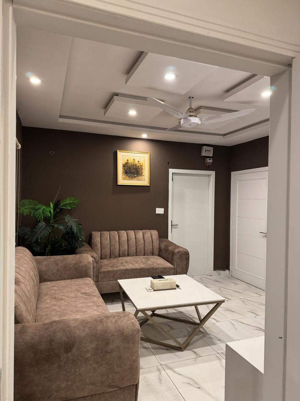 The Luxe spacious Two-Bed Suite Apartment in Lahore