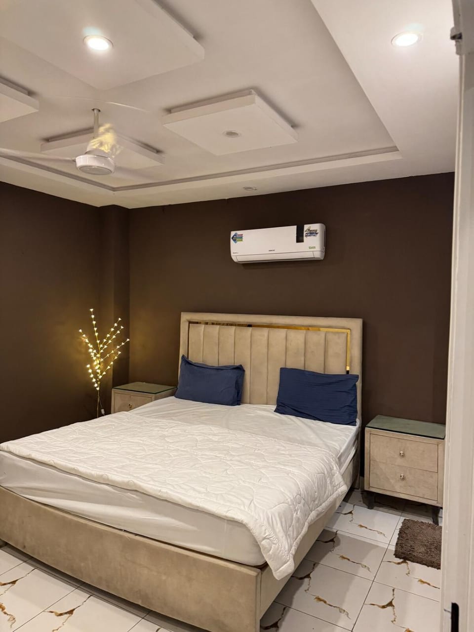 The Luxe spacious Two-Bed Suite Apartment in Lahore