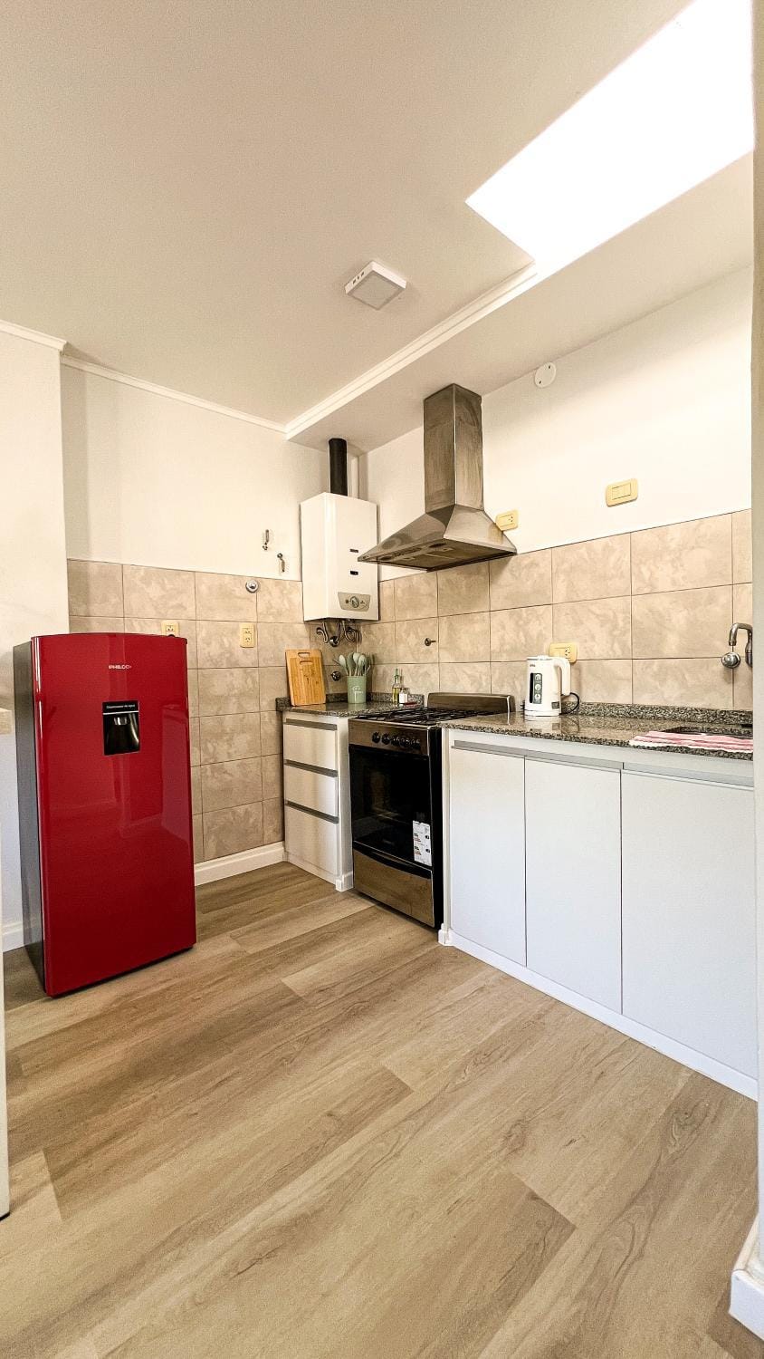 Kitchen or kitchenette, oven