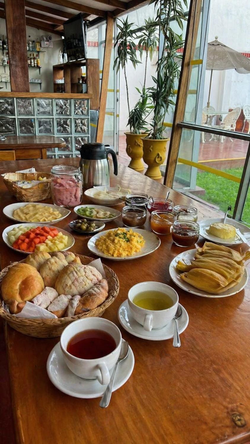 Breakfast, Continental breakfast