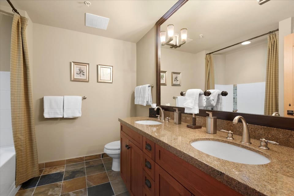 NEW! Northstar Nook Capitol Peak Lodge #3405 House in Snowmass Village