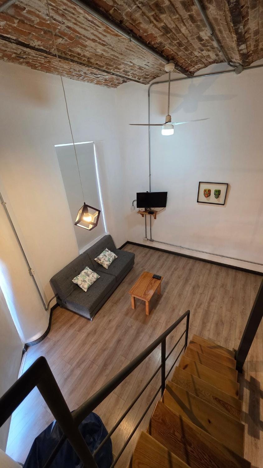 02 Loft 6th Ave Zone 1 Edwards Historic Building Apartment in Guatemala City