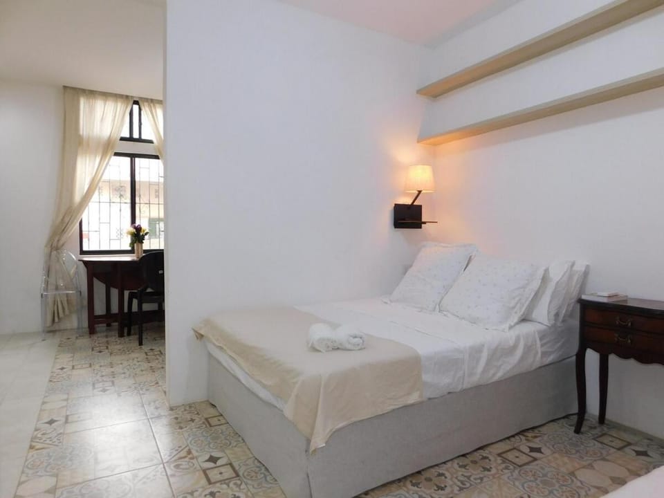 New suite -ground floor - central area- Low cost Apartment in Guayaquil