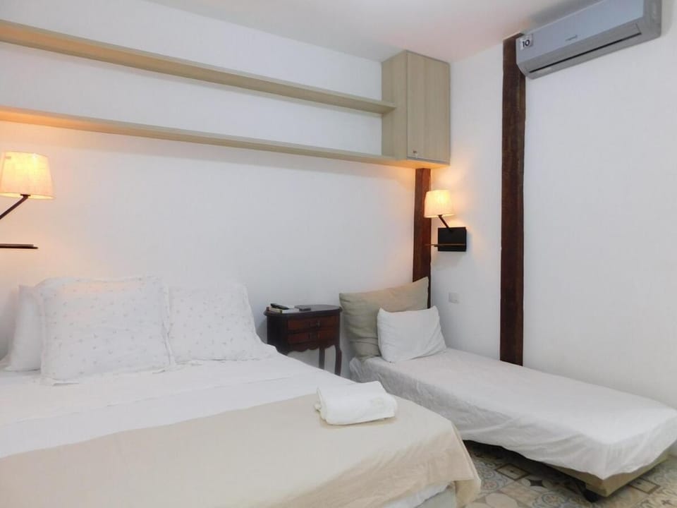 New suite -ground floor - central area- Low cost Apartment in Guayaquil