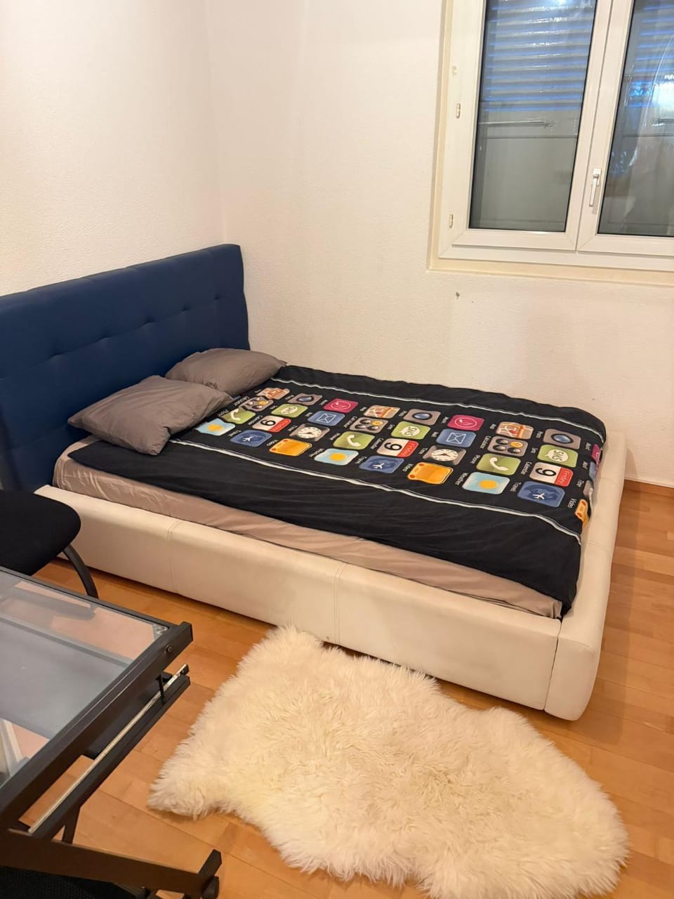 Private room in the villa, near Bolligen station Bed and Breakfast in Canton of Bern (Region)