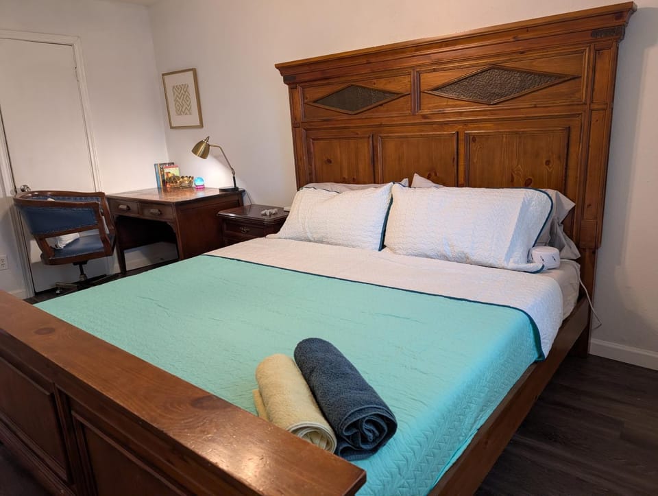 Bed, Bedroom
